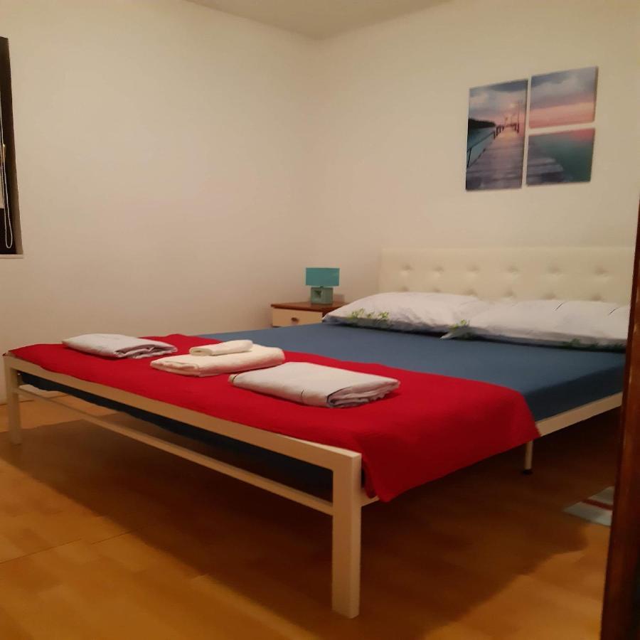 Apartments Lola Biograd Na Moru Extérieur photo