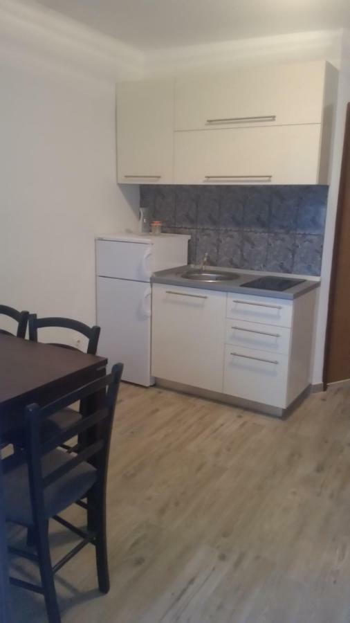 Apartments Lola Biograd Na Moru Extérieur photo