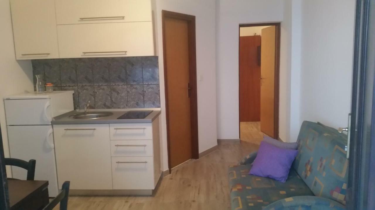 Apartments Lola Biograd Na Moru Extérieur photo